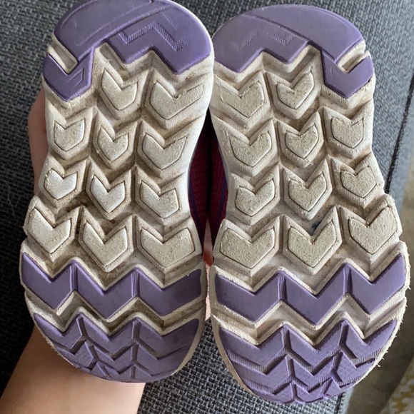 SOLD Saucony | Toddler Size 6 - Picture 2 of 2